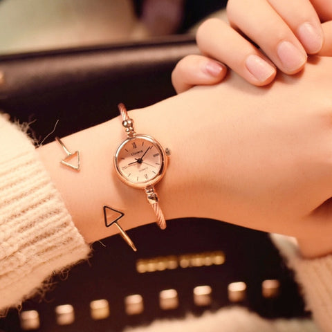 Luxury Fashion Gold Bangle Bracelet Women Watches Stainless Steel Retro Ladies Quartz Wristwatches Ulzzang Brand Small Clock